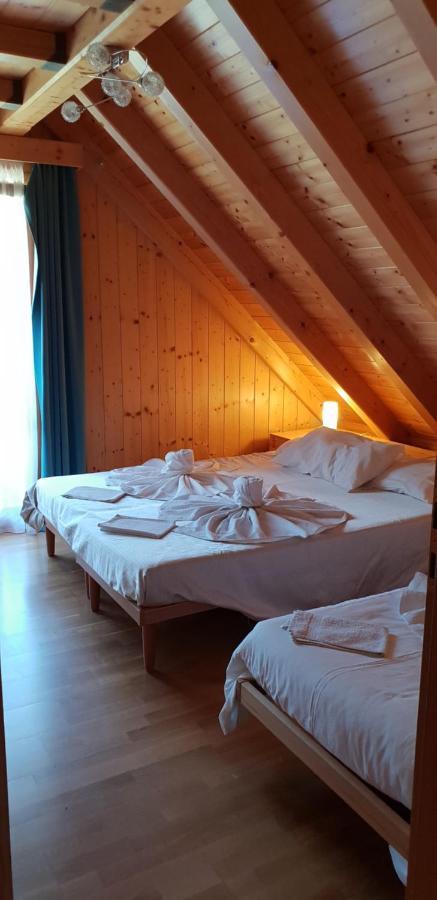 Al Sentiero Di Charly Bed & Breakfast Tarvisio Bagian luar foto