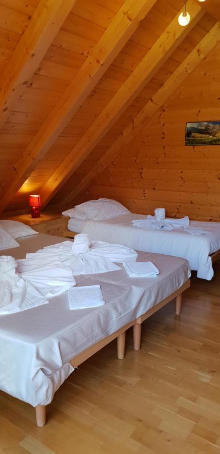 Al Sentiero Di Charly Bed & Breakfast Tarvisio Bagian luar foto