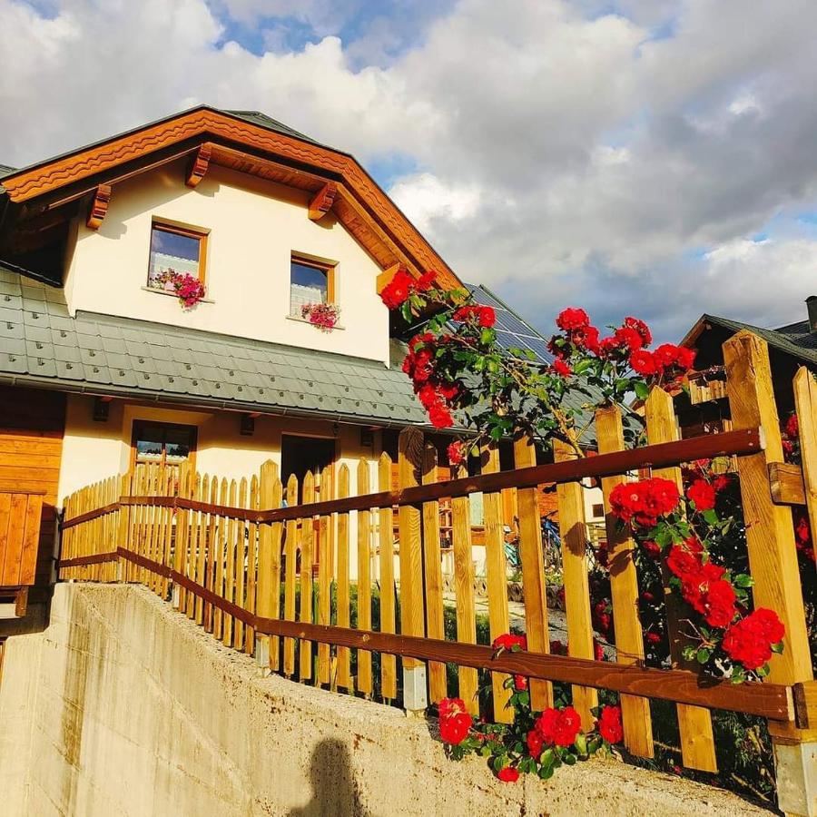 Al Sentiero Di Charly Bed & Breakfast Tarvisio Bagian luar foto